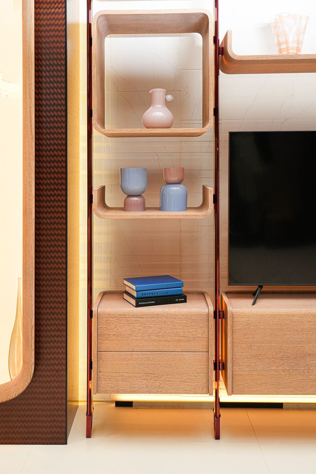 Krono Entertainment, library and furniture dividers