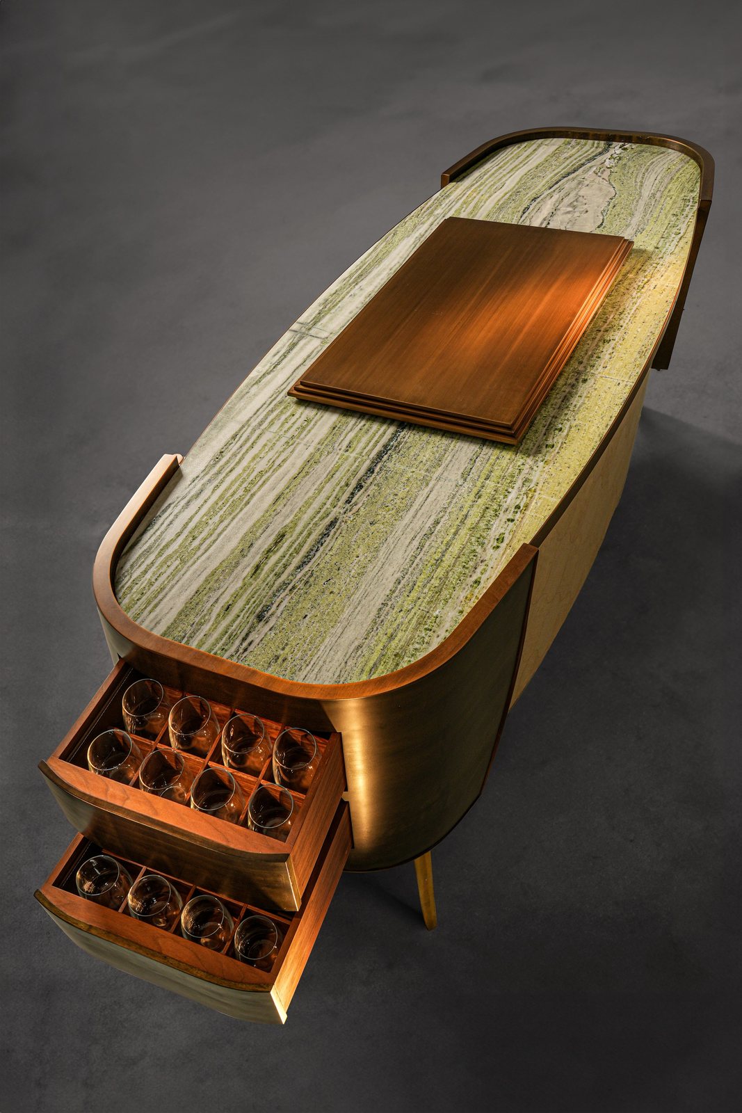 Submarine, bar