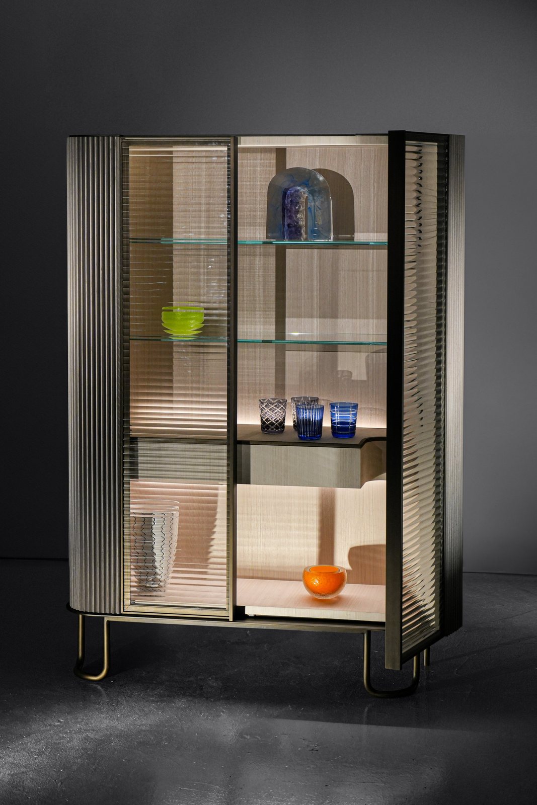 Bambu, cabinet