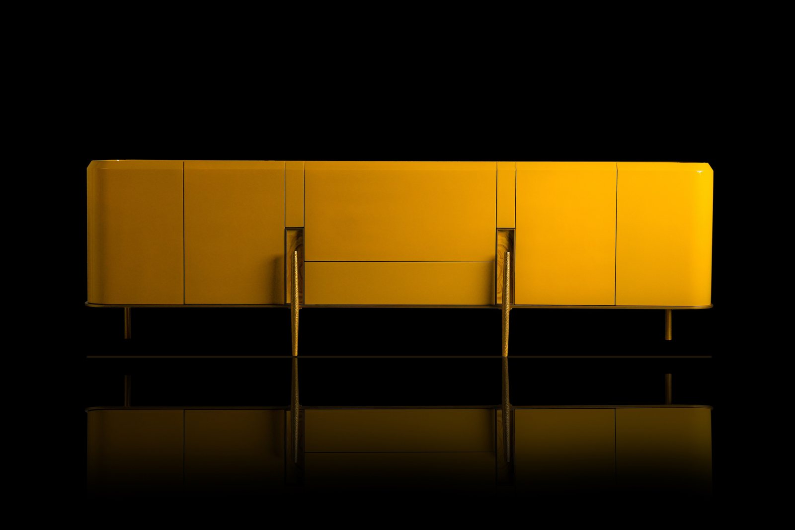Monument, sideboard
